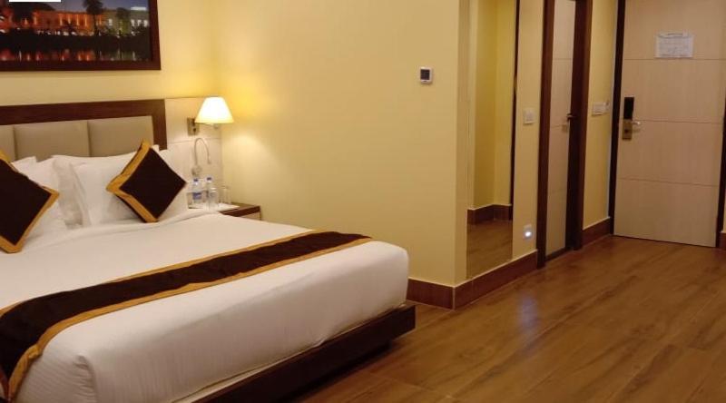 Hotel Rimi International Agartala Dış mekan fotoğraf