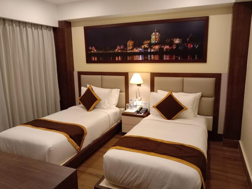 Hotel Rimi International Agartala Dış mekan fotoğraf