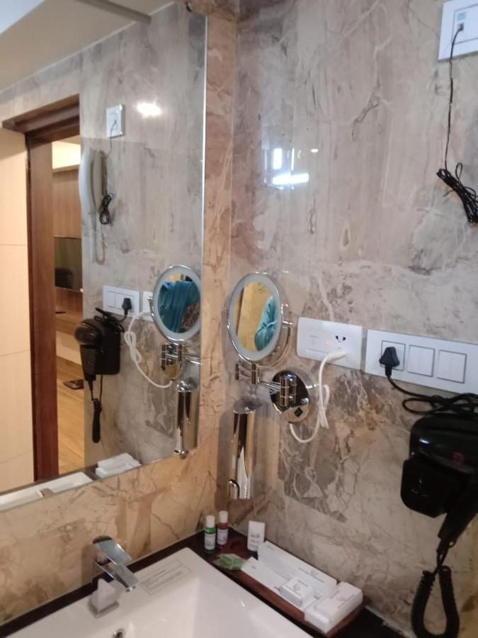 Hotel Rimi International Agartala Dış mekan fotoğraf