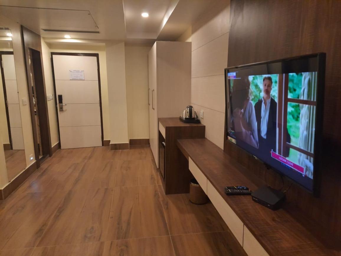 Hotel Rimi International Agartala Dış mekan fotoğraf