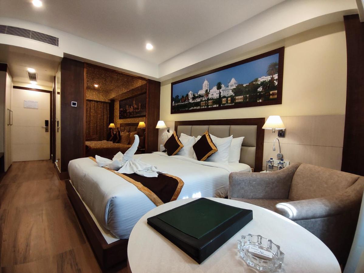Hotel Rimi International Agartala Dış mekan fotoğraf