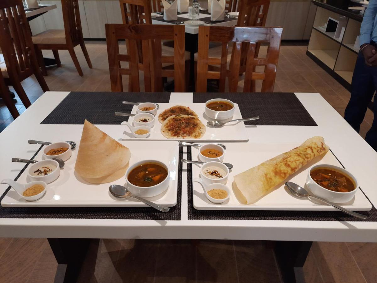 Hotel Rimi International Agartala Dış mekan fotoğraf
