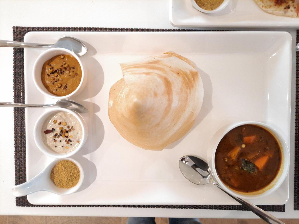 Hotel Rimi International Agartala Dış mekan fotoğraf