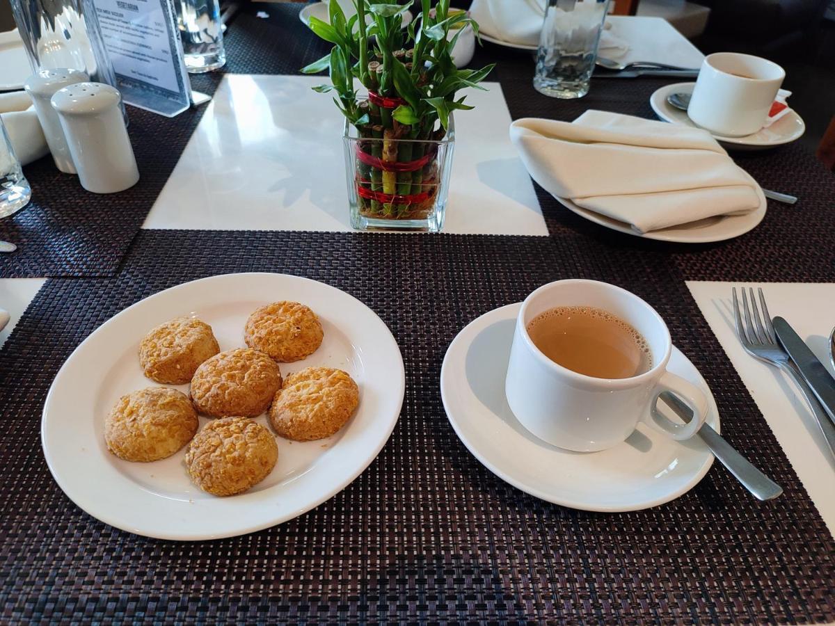 Hotel Rimi International Agartala Dış mekan fotoğraf